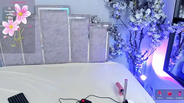 Nahomycarterr online show from 05.11.26