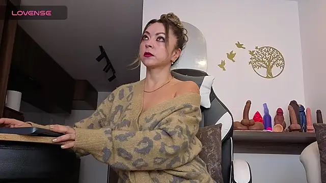 Jade Amado  online show from 02.12.26