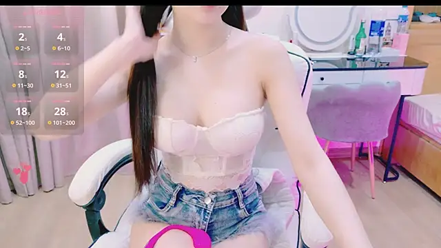  Aria Moonie online show from 05.15.26