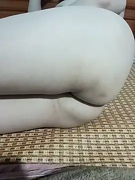 tulip-bae online show from 11.01.25