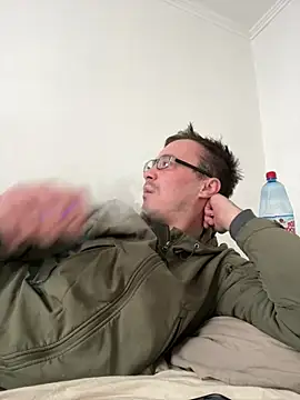 Snapshot of viktor1992-1-1 chatting on 03.02.26 viktor1992-1-1 online show from 03.02.26