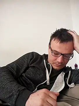 viktor1992-1-1 online show from 04.23.26