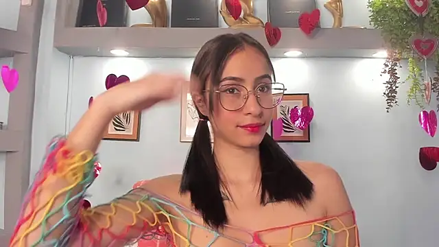 Alana Martinez  online show from 02.10.26