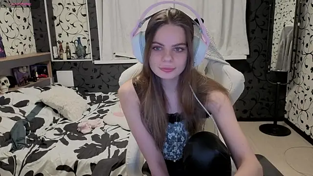 xAlisontiny online show from 03.07.26