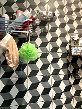 bebecita x online show from 10.25.25