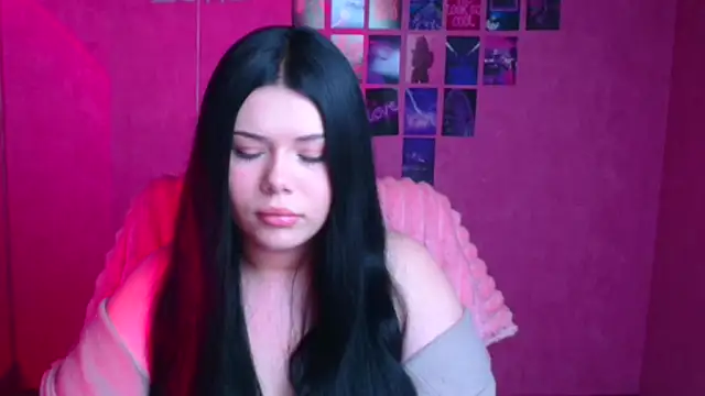 Mona Esty online show from 11.03.25