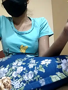 Snapshot of swethareddyy9119 chatting on 11.20.25 swethareddyy9119 online show from 11.20.25