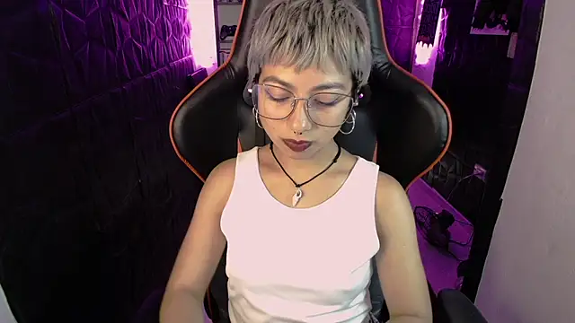 lunarichy22 online show from 02.20.26