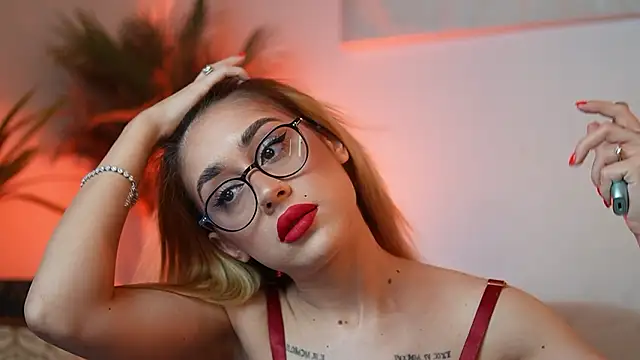 AileenKiss online show from 02.19.26