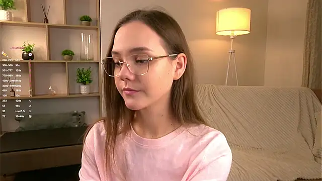 SweetSaraPie online show from 12.22.25