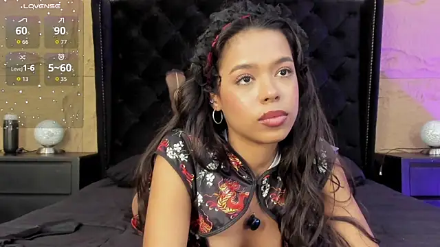 Snapshot of naomi_hill1 chatting on 03.04.26 naomi hill1 online show from 03.04.26