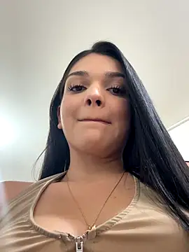 Snapshot of catalina_garciaa chatting on 11.21.25 catalina garciaa online show from 11.21.25