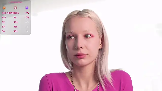 Snapshot of RanyThomson chatting on 10.10.25 RanyThomson online show from 10.10.25