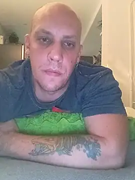 Snapshot of Kobradera1984 chatting on 10.09.25 Kobradera1984 online show from 10.09.25