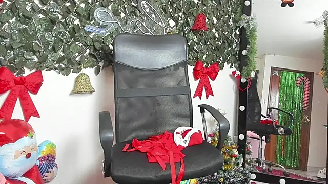 Samanta Ortiz online show from 12.17.25