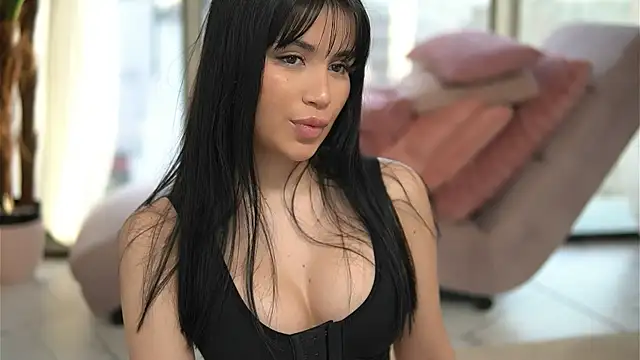 Snapshot of MysticLayla chatting on 04.06.26 MysticLayla online show from 04.06.26