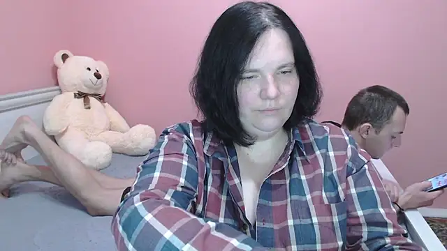 Snapshot of _alexandra_ray_ chatting on 10.25.25 alexandra ray online show from 10.25.25