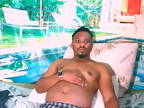 Snapshot of EbonyTiger69 chatting on 10.31.25 EbonyTiger69 online show from 10.31.25