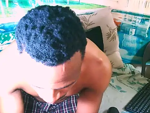 Snapshot of EbonyTiger69 chatting on 11.28.25 EbonyTiger69 online show from 11.28.25