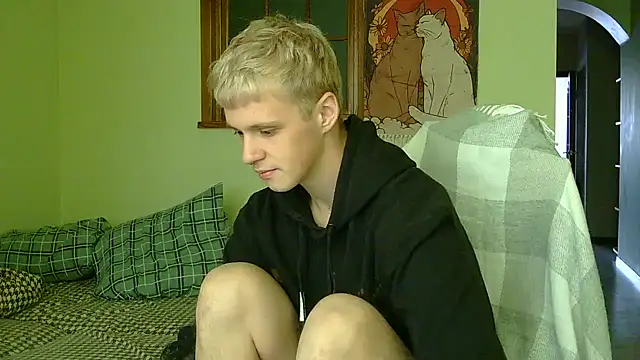 Snapshot of _Timmy_Boy_ chatting on 10.12.25 Timmy Boy online show from 10.12.25