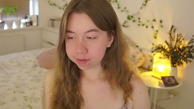 Snapshot of melon_sugar_ chatting on 10.15.25 melon sugar online show from 10.15.25