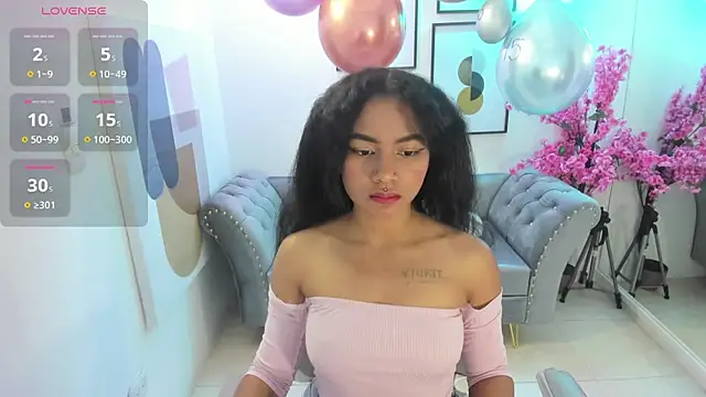 Juliie coper online show from 11.16.25