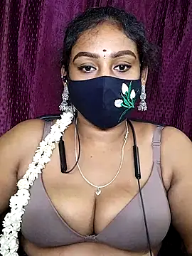 Snapshot of tamil_Monisha chatting on 07.12.26 tamil Monisha online show from 07.12.26