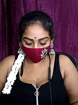 Snapshot of tamil_Monisha chatting on 07.14.26 tamil Monisha online show from 07.14.26