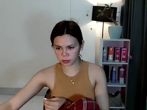 Snapshot of buttycamillex chatting on 08.04.26 buttycamillex online show from 08.04.26