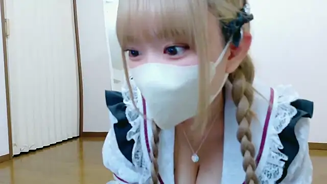 Snapshot of Rinka_Icup_xx chatting on 10.24.25 Rinka Icup xx online show from 10.24.25