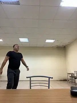 Mahrovmaxim online show from 10.18.25