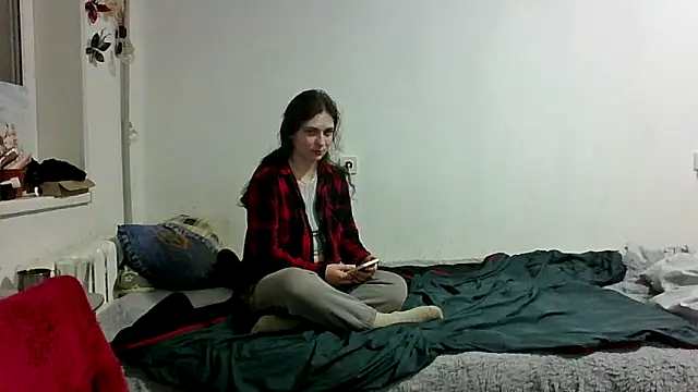 Twolatte1520 online show from 03.20.26