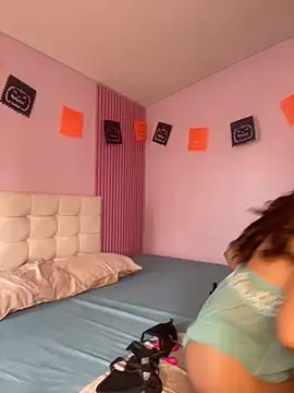 CharlotteMilf  online show from 11.14.25