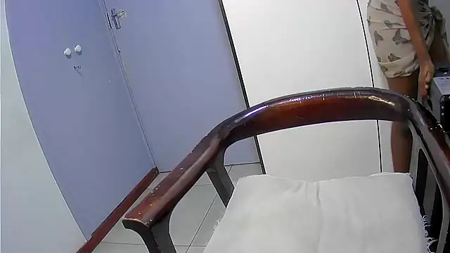 Snapshot of Pretty-C chatting on 10.19.25 Pretty-C online show from 10.19.25