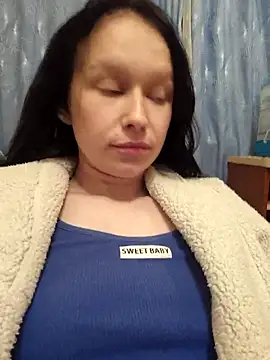 Snapshot of AlettaPaltrova chatting on 10.16.25 AlettaPaltrova online show from 10.16.25