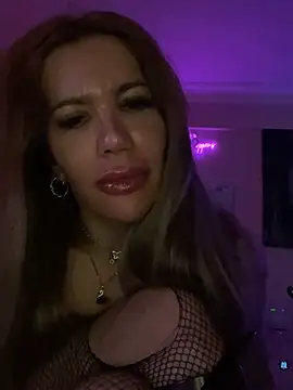 LyraEva online show from 08.04.26