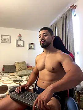 Ezzio Scolaro online show from 12.22.25