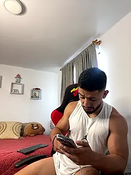 Ezzio Scolaro online show from 01.16.26