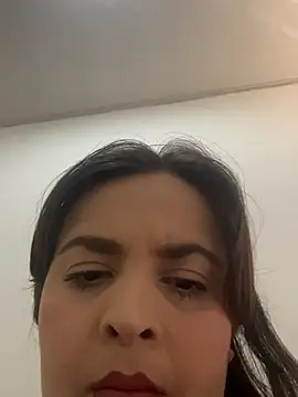 Snapshot of Anyhot_latina chatting on 10.12.25 Anyhot latina online show from 10.12.25