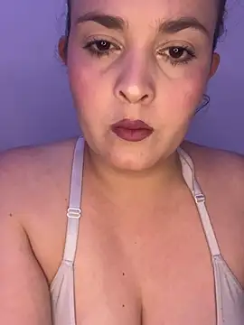 Snapshot of Anyhot_latina chatting on 11.09.25 Anyhot latina online show from 11.09.25