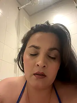 Snapshot of Anyhot_latina chatting on 11.29.25 Anyhot latina online show from 11.29.25