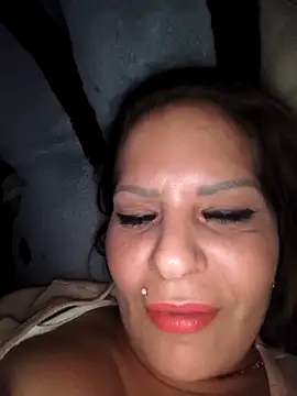 Snapshot of KRISZTIN1987 chatting on 10.13.25 KRISZTIN1987 online show from 10.13.25