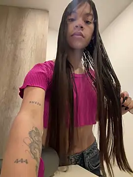 kimhilton  online show from 03.23.26