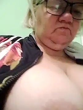 LusiyaGold5 online show from 10.13.25