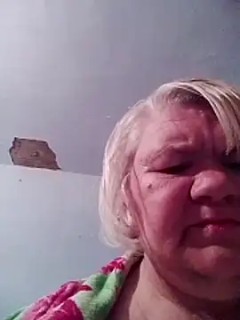 LusiyaGold5 online show from 10.31.25