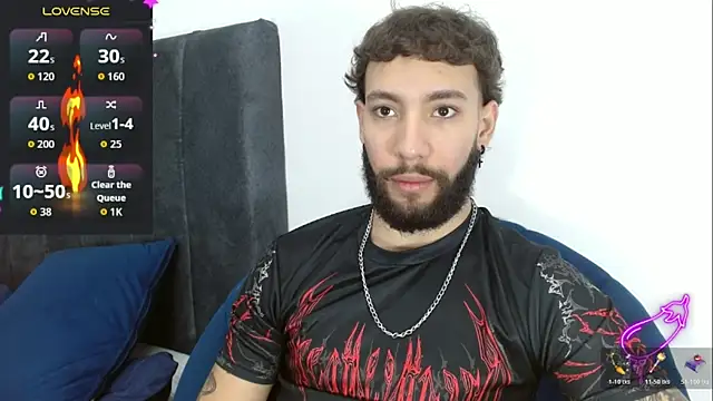 Snapshot of angel_kyrozz chatting on 12.21.25 angel kyrozz online show from 12.21.25