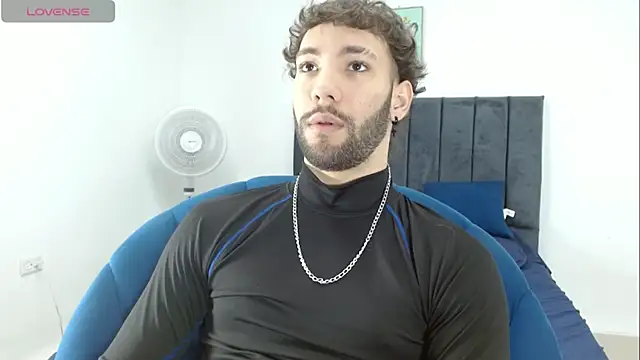 Snapshot of angel_kyrozz chatting on 01.10.26 angel kyrozz online show from 01.10.26