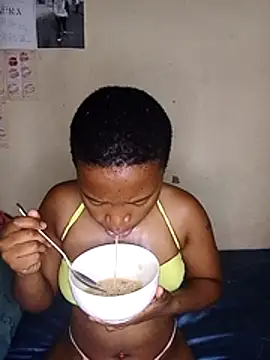 FreakieKay online show from 11.11.25