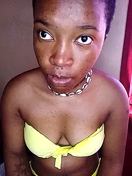 FreakieKay online show from 11.20.25