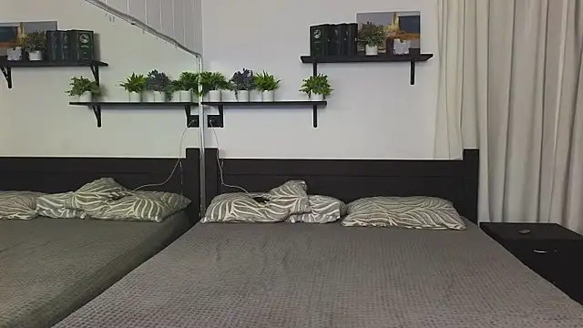 Cute Mike online show from 01.13.26